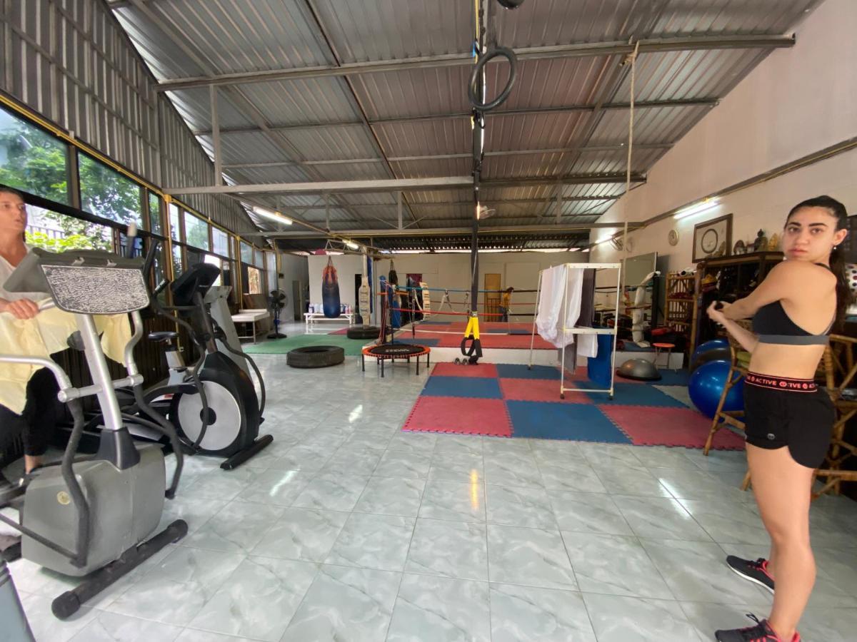 Jungle Gym Hotel Haad Rin Dış mekan fotoğraf