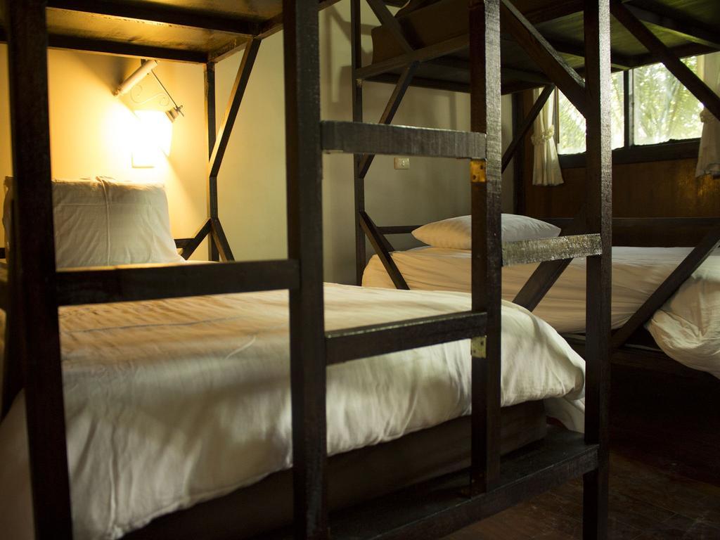Jungle Gym Hotel Haad Rin Dış mekan fotoğraf